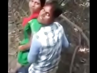 Indian Bhabhi caught while fucking with Dewar